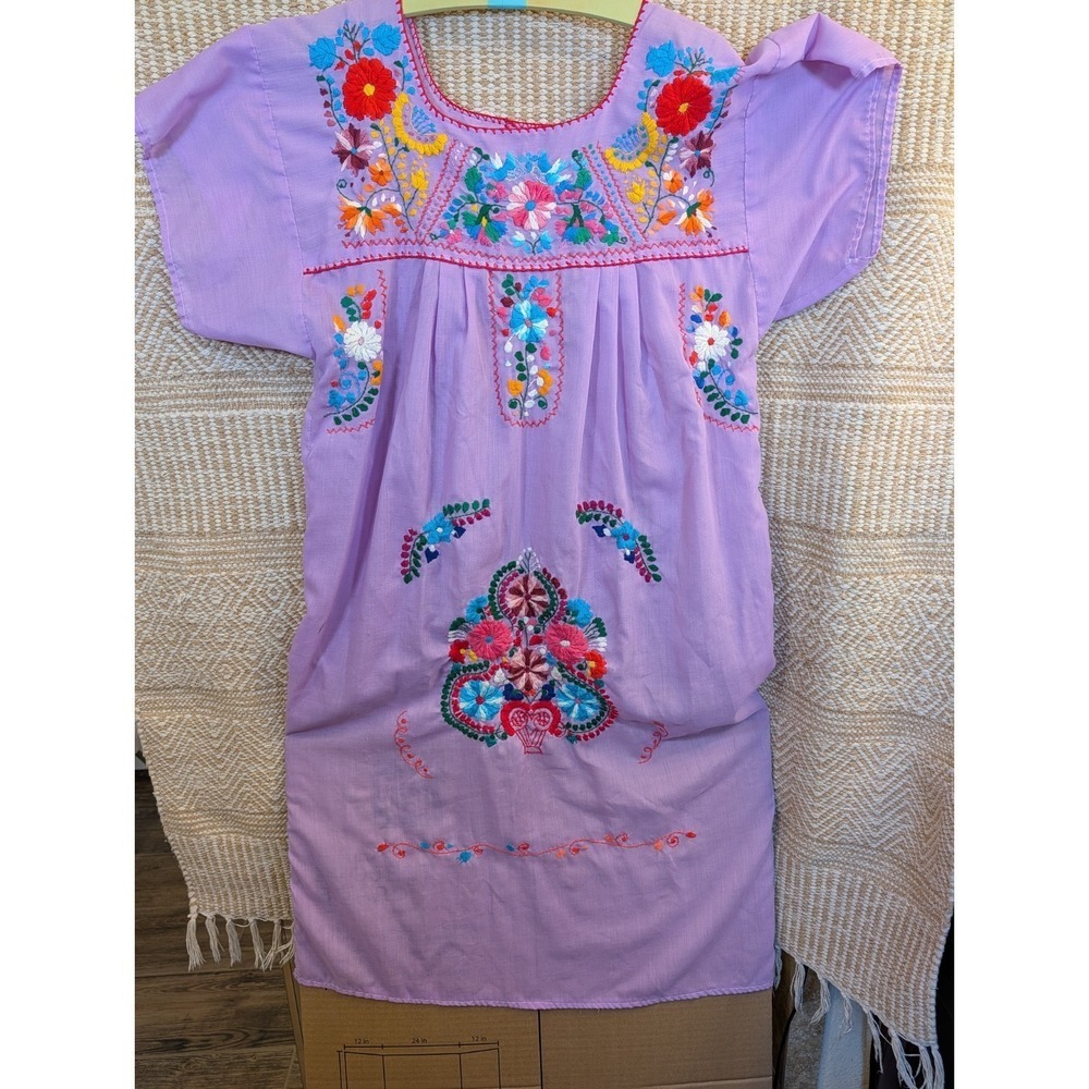 Mexican Floral Embroidered Shift Dress XL Lavender Square Neck Cap Sleeve Boho